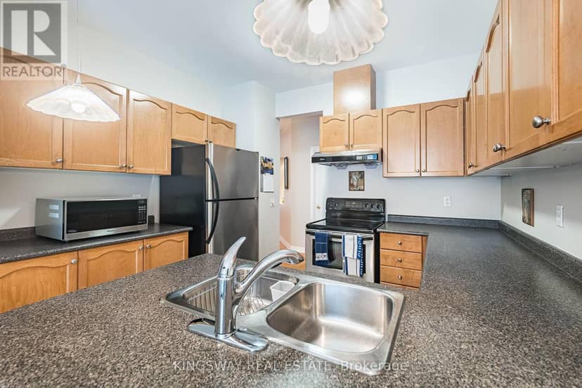 3598 Fountain Park Avenue — photo 13 of 37
