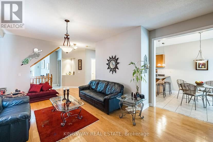 3598 Fountain Park Avenue — photo 7 of 37