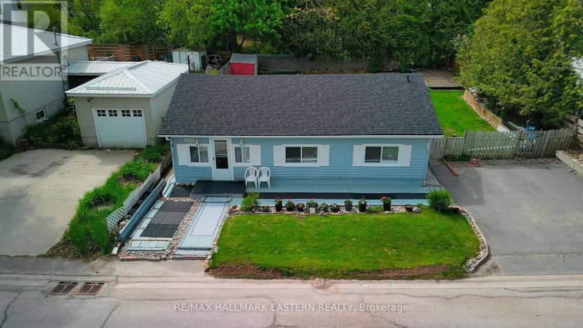 7069 Waverly Street, Hamilton Township, photo 2