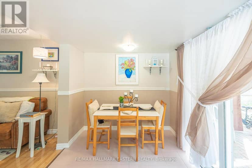 7069 Waverly Street, Hamilton Township, photo 8