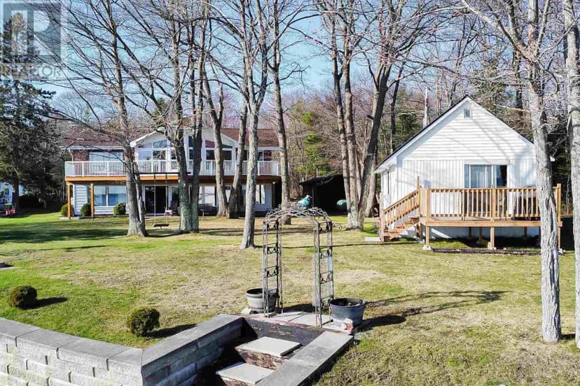 4463 Second Line West, Prince Township, photo 5