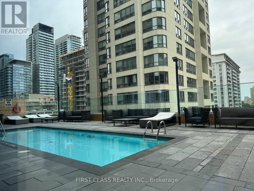2805 - 501 Yonge Street — photo 35 of 40