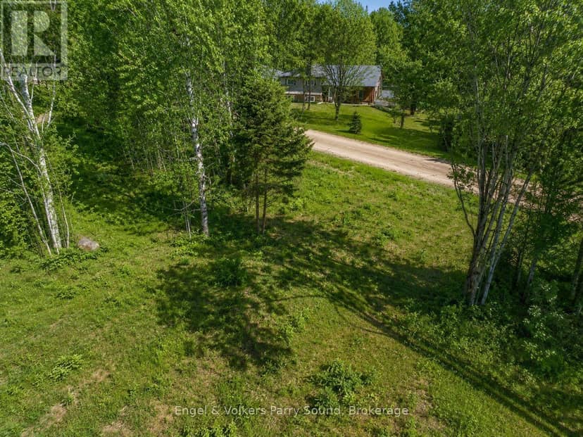 40 Miller Drive, McDougall, photo 2