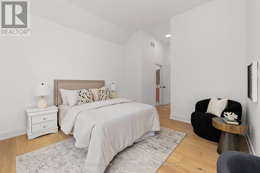 11 Barclay Road — photo 19 of 40