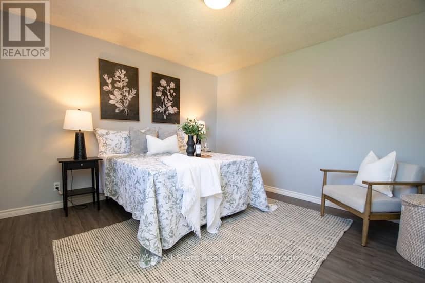 4 Daniel Court — photo 22 of 40