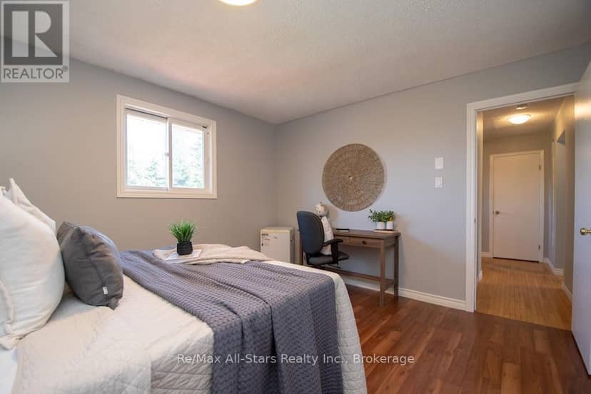4 Daniel Court — photo 25 of 40