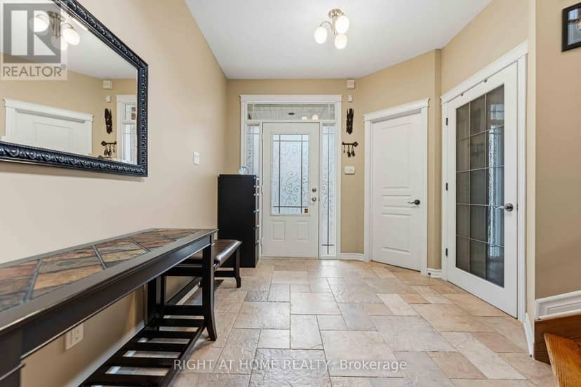 250 Tofino Private, Ottawa, photo 3