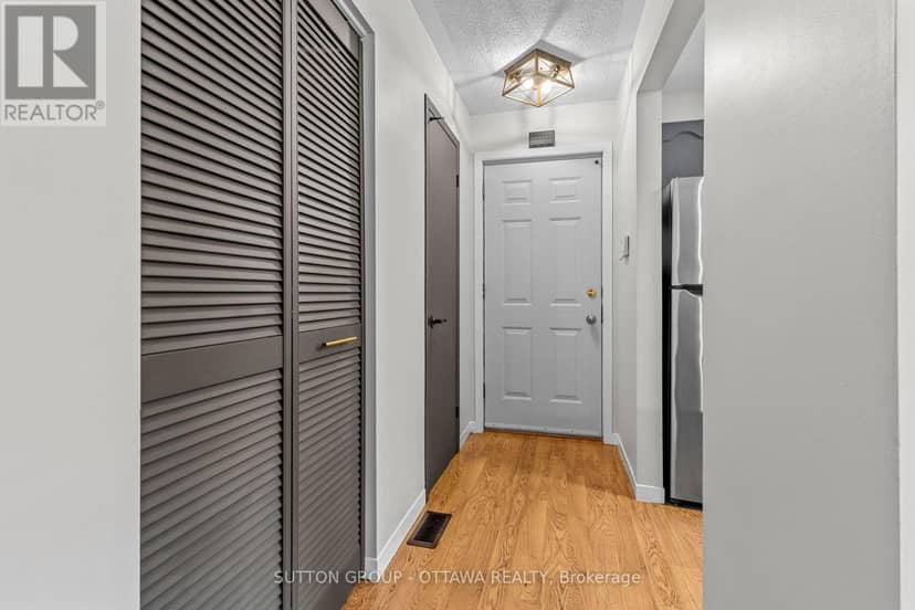 8097 Laurie Lane — photo 13 of 40