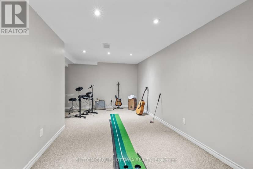8097 Laurie Lane — photo 29 of 40