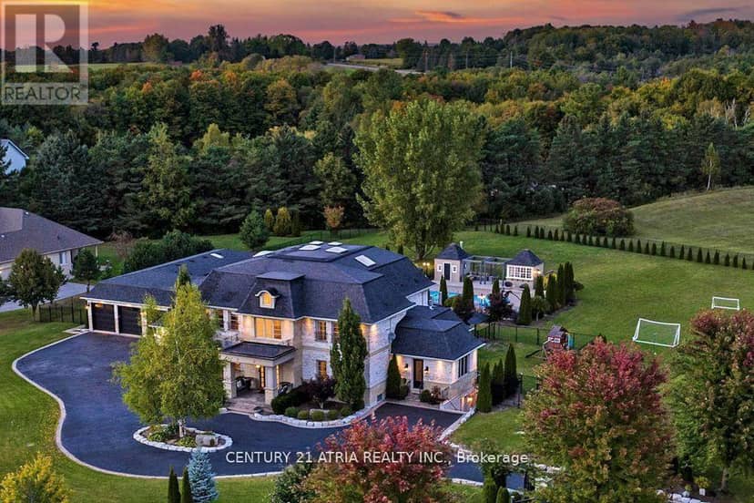 111 Lake Woods Drive, Whitchurch-Stouffville