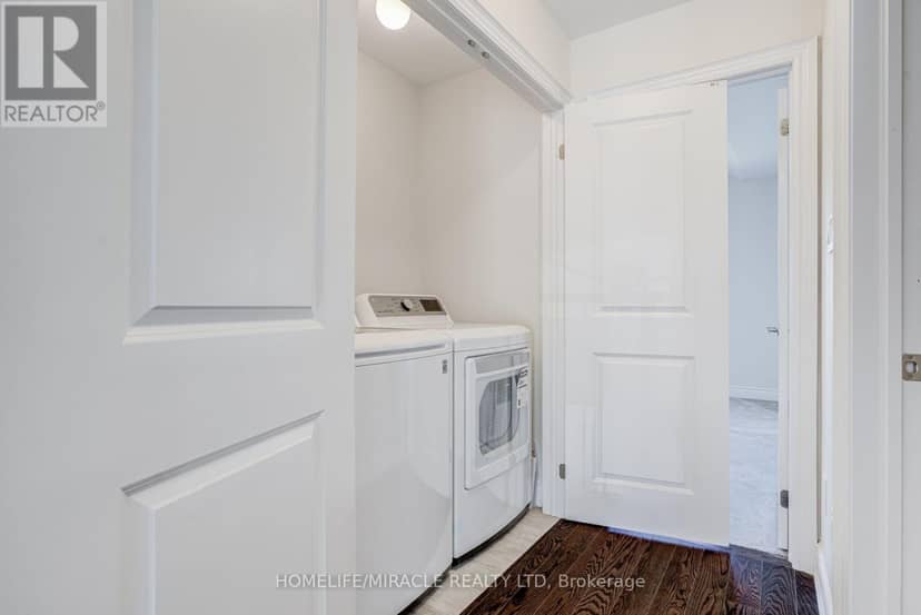 25 Lorne Thomas Place — photo 36 of 40
