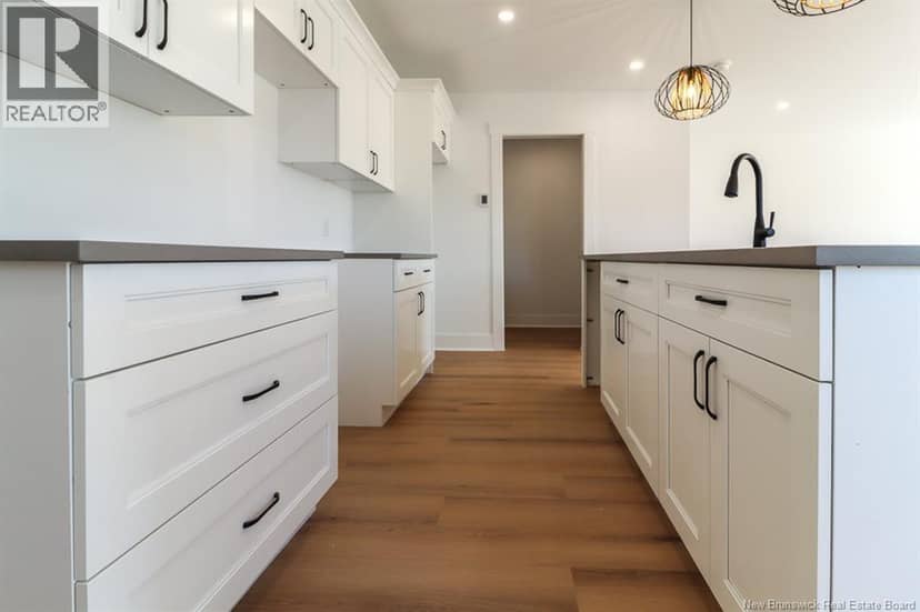 43 Downsview Drive — photo 14 of 40