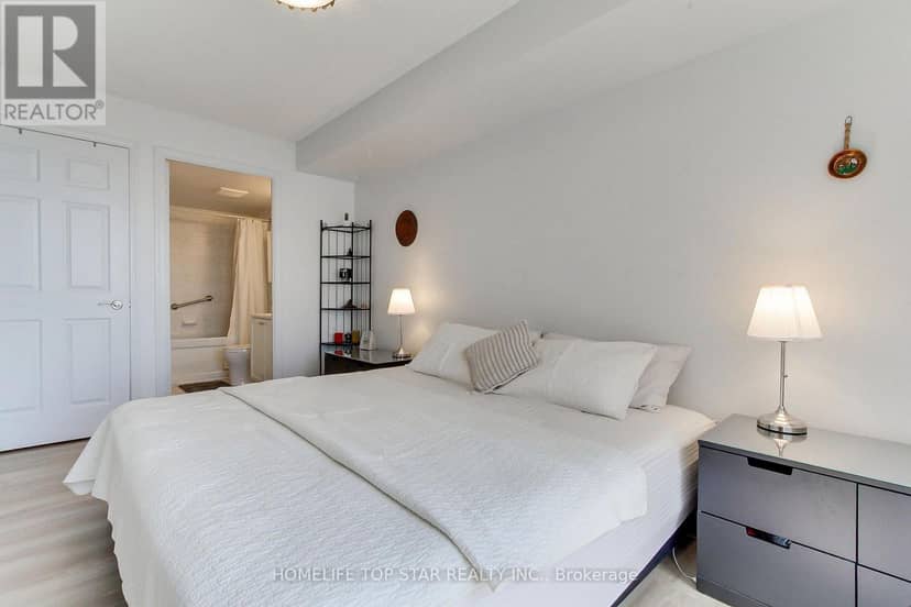 1323 - 18 Mondeo Drive — photo 18 of 40