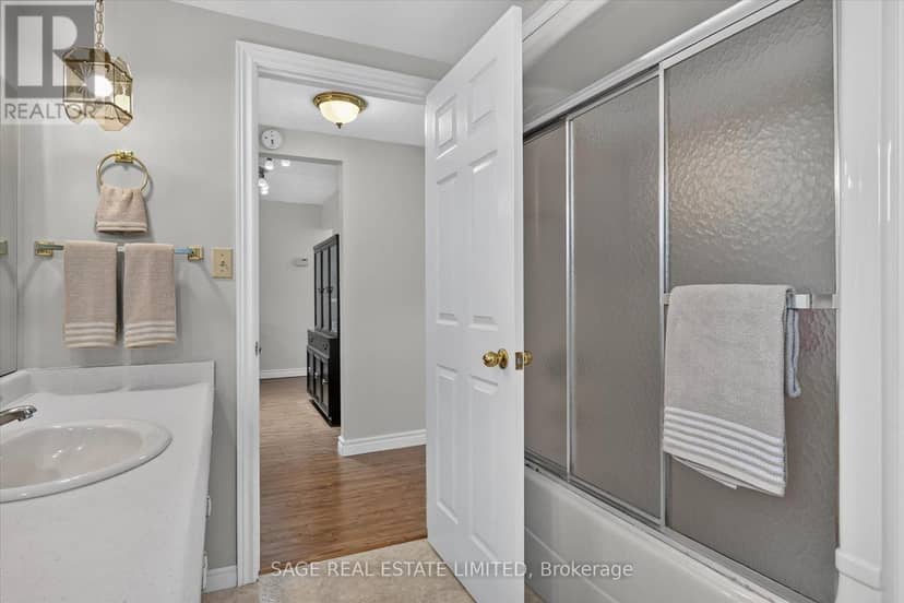 39 Riverside Drive — photo 27 of 40