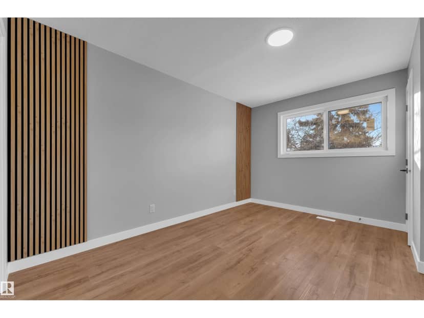4320 74 ST NW — photo 24 of 40