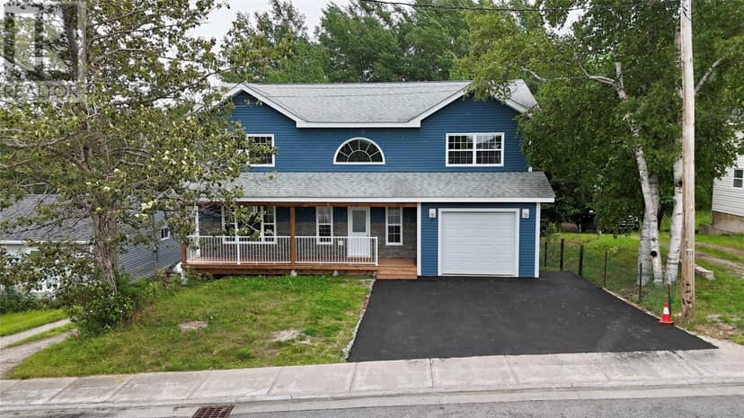 4 Second Avenue, Deer Lake