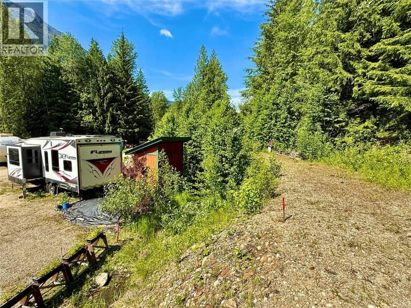 4955 Camp Creek Road Lot# 14, Revelstoke, photo 3