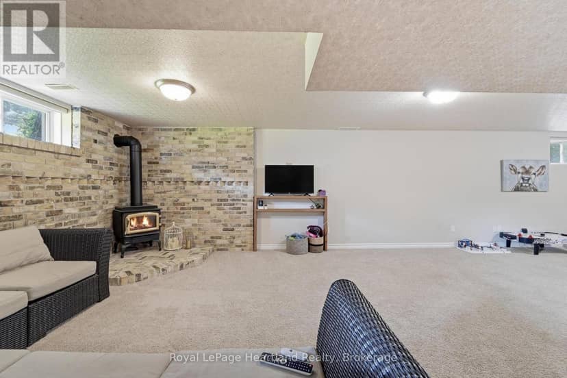 176 McFarlin Drive — photo 33 of 40