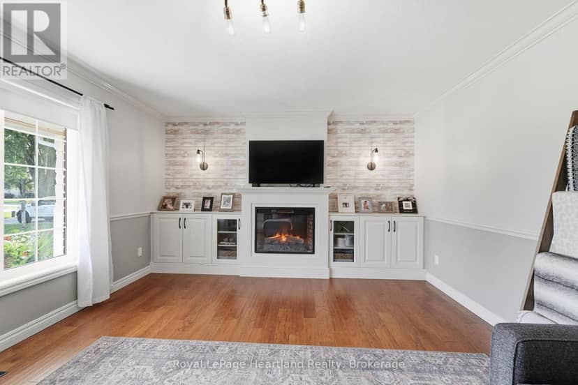 176 McFarlin Drive — photo 7 of 40