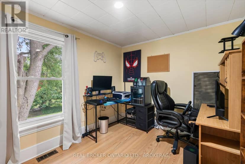 9 Spruce Street — photo 20 of 39