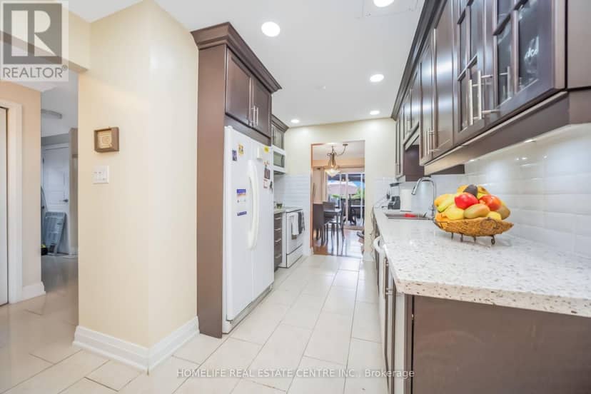 17 Ashford Court — photo 12 of 40