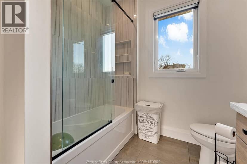 8535 RIVERSIDE DRIVE East — photo 39 of 40