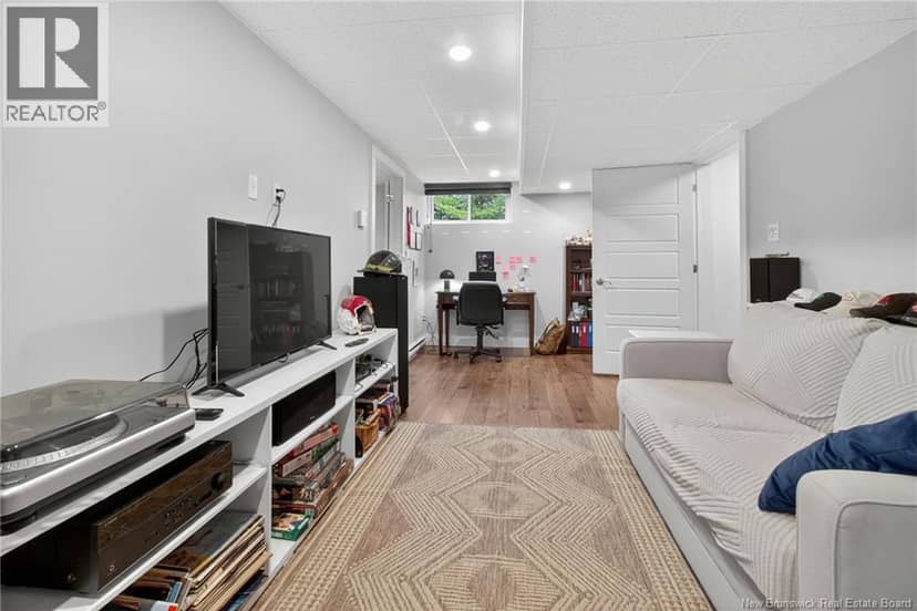 32 Murray Road — photo 31 of 40