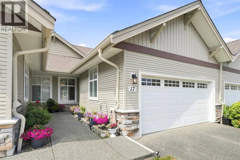 17 631 Blenkin Ave — photo 1 of 40