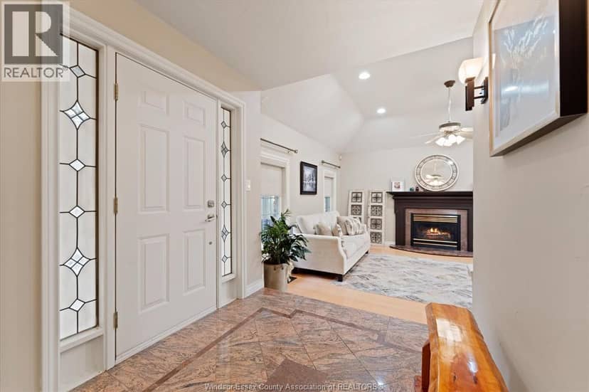 2198 Suzanne Street — photo 6 of 40