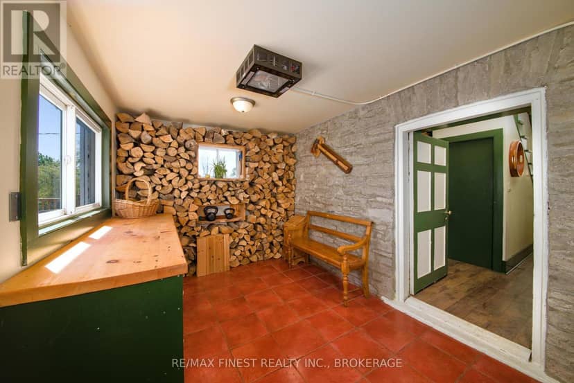 190 Wilmer Road, Frontenac Islands, photo 5