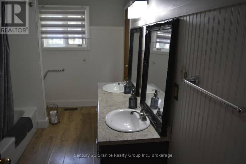107 South Baptiste Lake Road, Hastings Highlands, photo 5