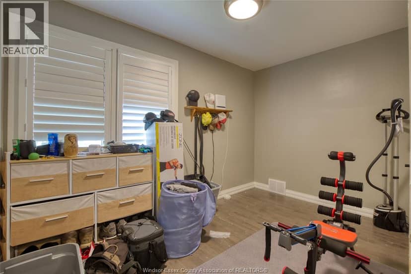 487 St. Clair Street — photo 21 of 25