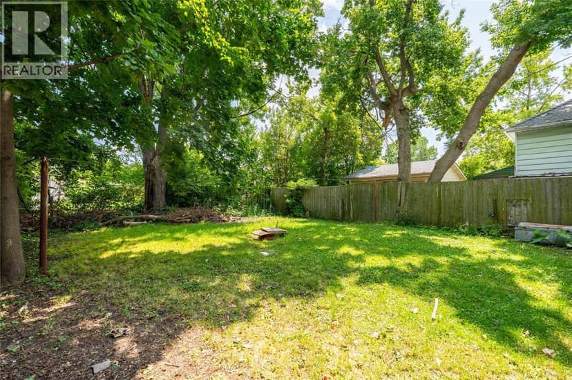 292 Christina STREET South — photo 24 of 31