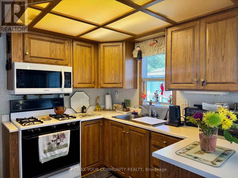 285 Crydermans 313 Side Road — photo 12 of 25