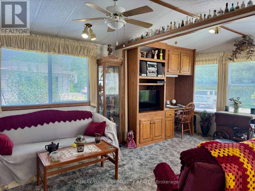 285 Crydermans 313 Side Road, Georgina, photo 6
