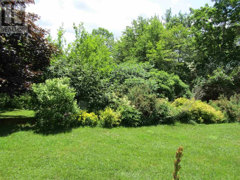 7 Circle Drive — photo 14 of 40