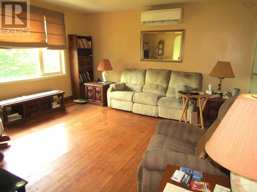 7 Circle Drive — photo 29 of 40