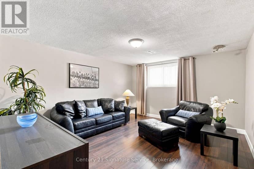 524 Silverthorn Avenue — photo 25 of 40