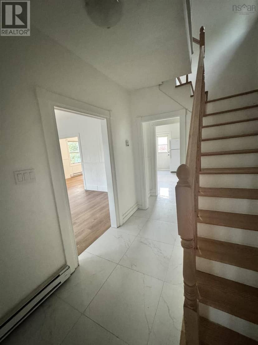 176 Argyle Street — photo 2 of 19
