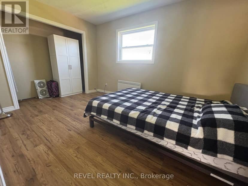 585 Conc 6 & 7 Concession — photo 12 of 30