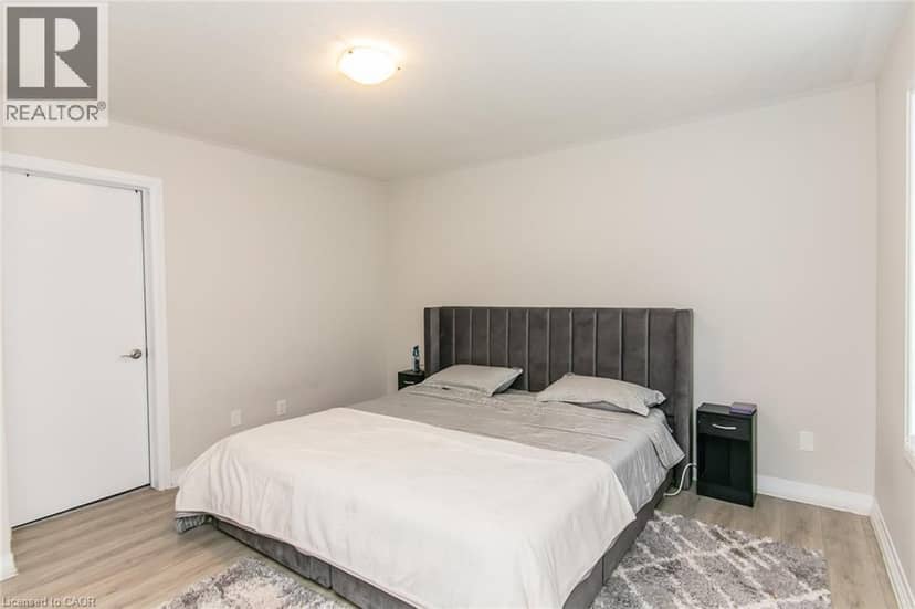 311 WOOLWICH Street Unit# 43 — photo 26 of 40