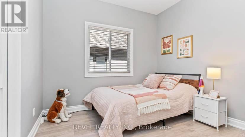 857 Cresthaven Crescent — photo 21 of 40