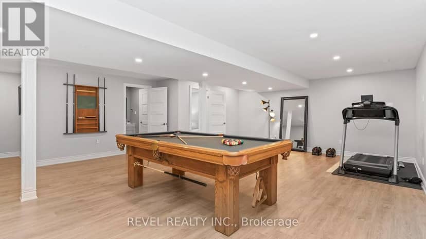 857 Cresthaven Crescent — photo 30 of 40