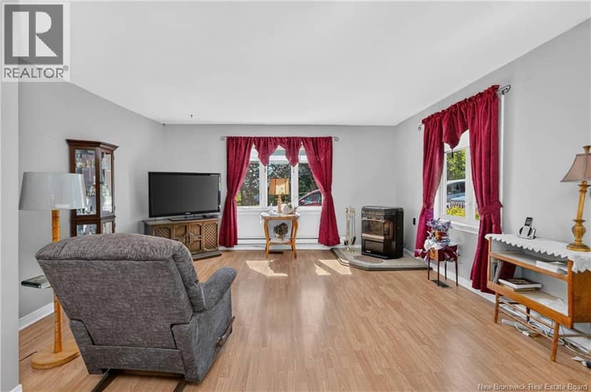 5133 Route 114 — photo 21 of 40