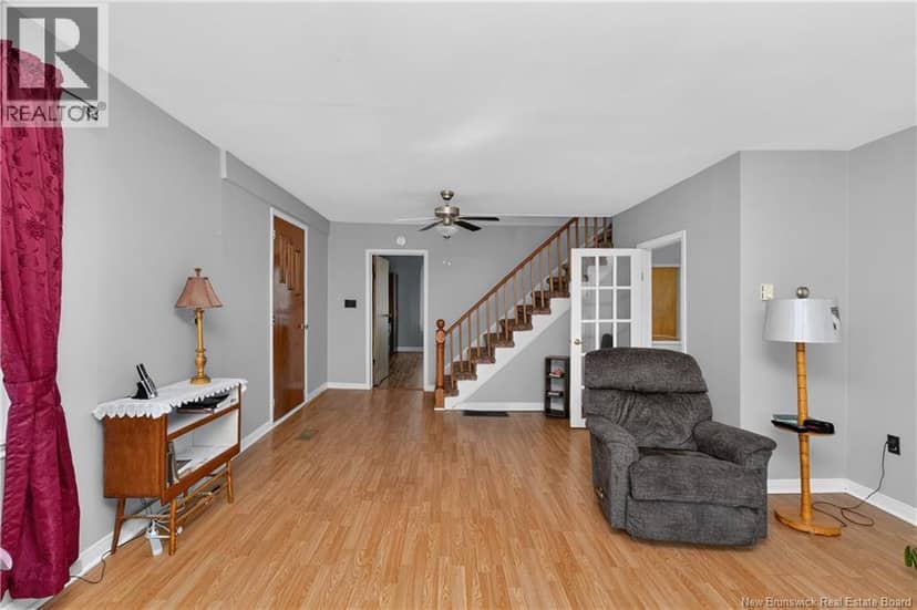 5133 Route 114 — photo 22 of 40