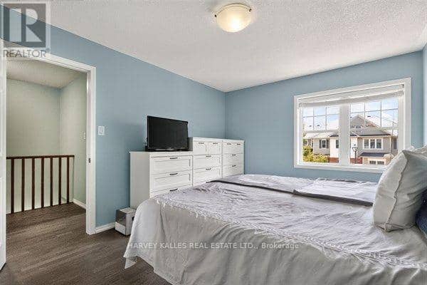 745 Challinor Terrace — photo 34 of 40