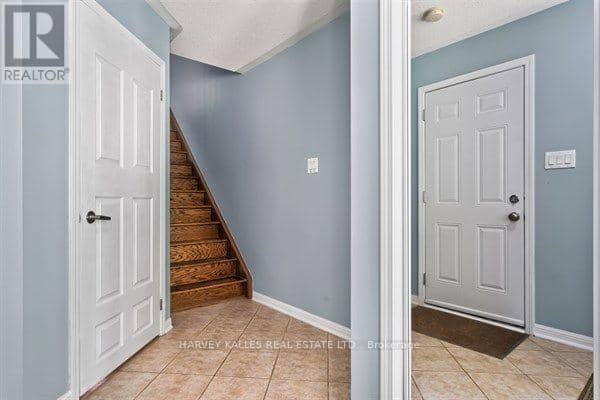745 Challinor Terrace, Milton, photo 6