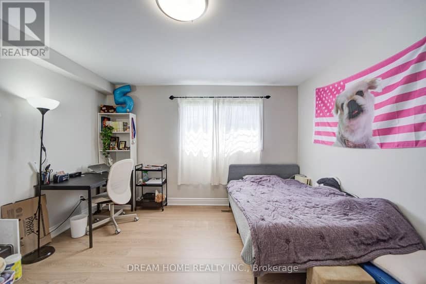 1323 Shamir Crescent — photo 35 of 40