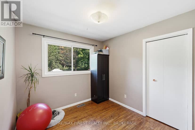 2347 Battersea Road — photo 21 of 40