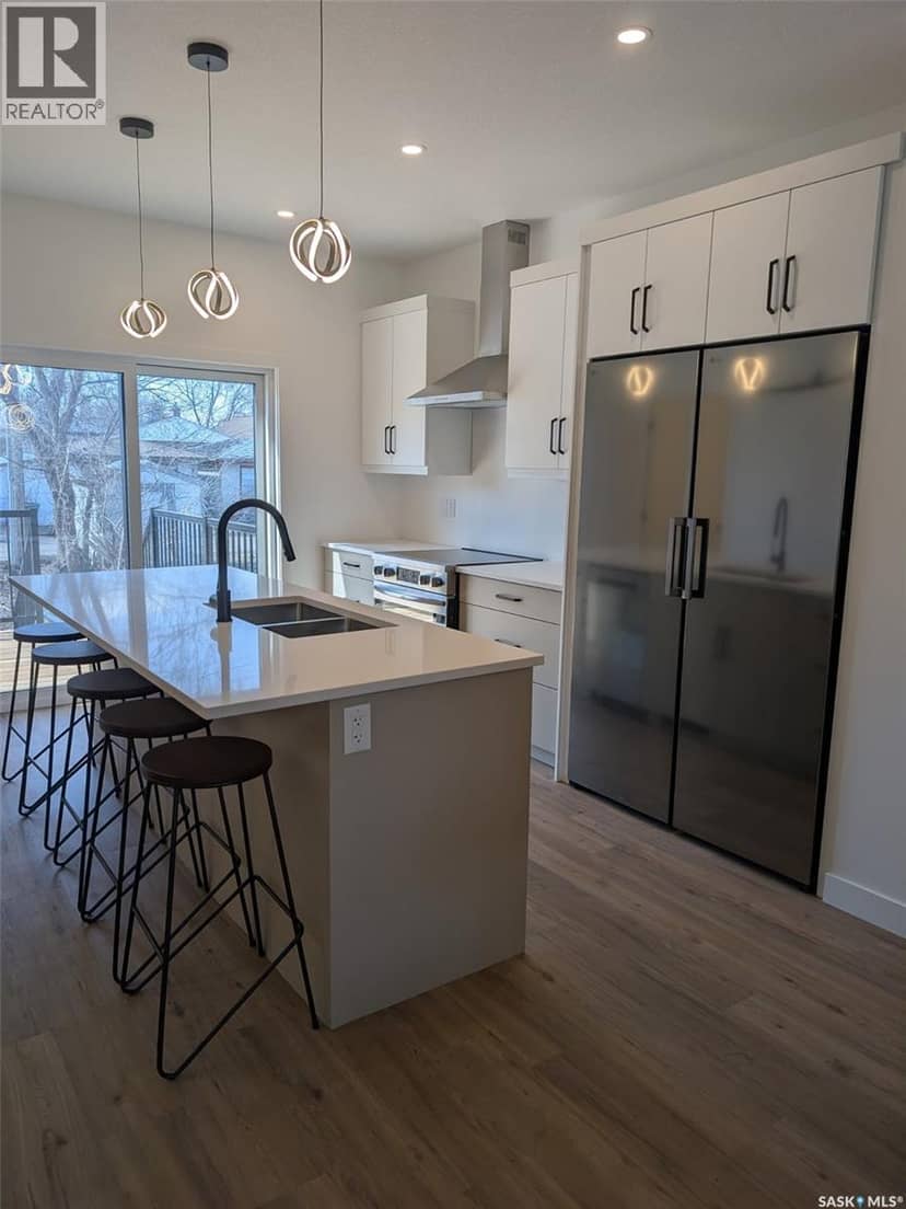 2460 Lindsay STREET — photo 18 of 29